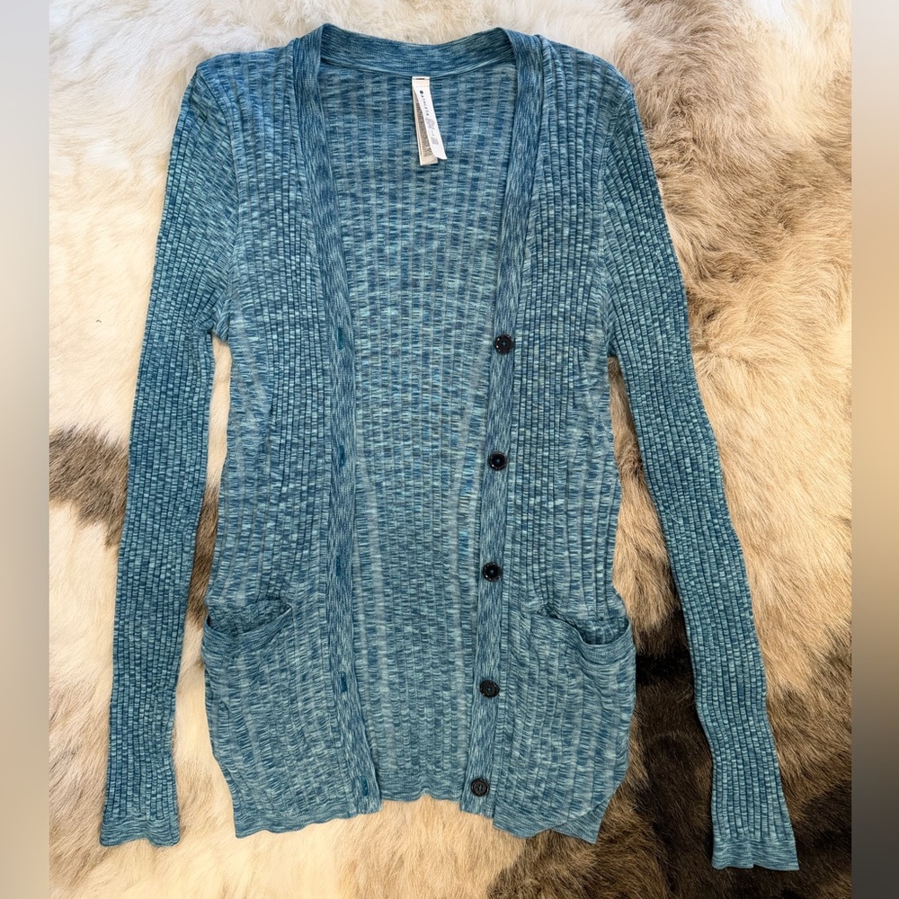 Athleta Revolve Seamless Cardigan Borealis Green Blue Ribbed Button small $134